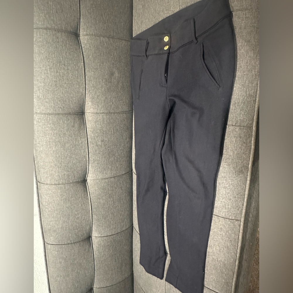 Anne Klein navy blue slacks size medium fits like a loose 6.